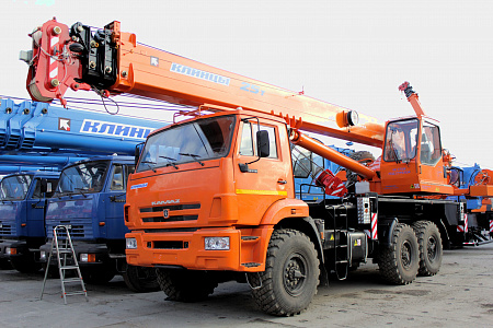 Автомобильный кран KC-55713-5К-3