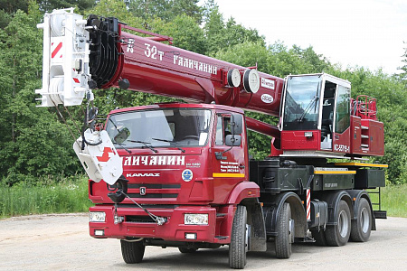 Автомобильный кран КС-55715-1